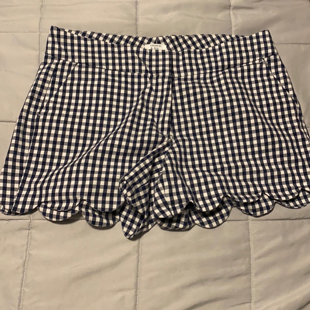 ‼️FLASH SALE‼️ Crown & Ivy Navy Plaid Shorts
